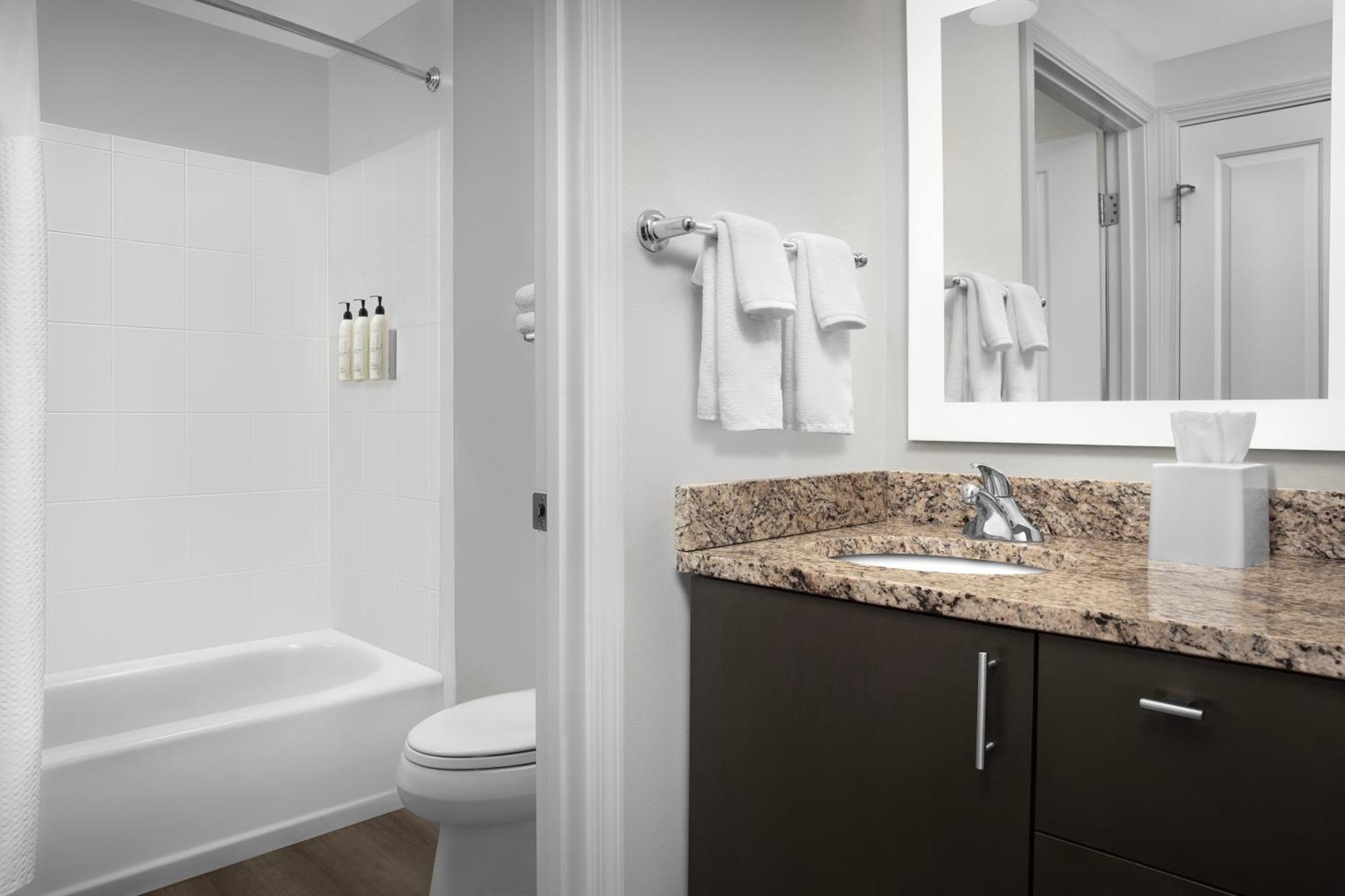 Towneplace Suites By Marriott Franklin Cool Springs Exterior photo